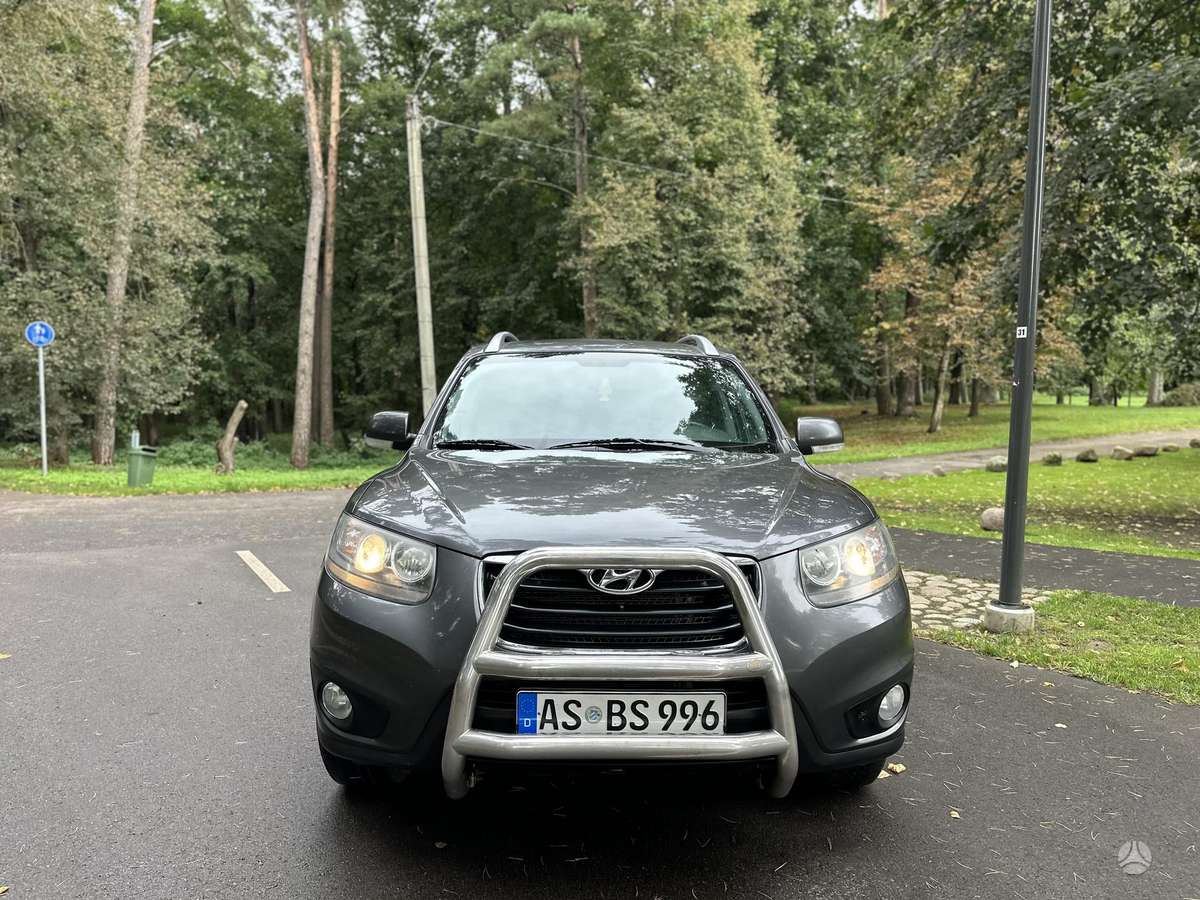Hyundai Santa Fe - 3