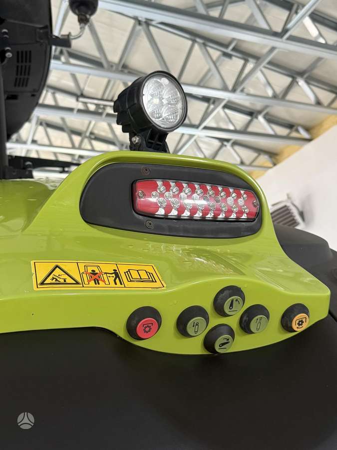 Claas Axion 870 CMATIC, tractors