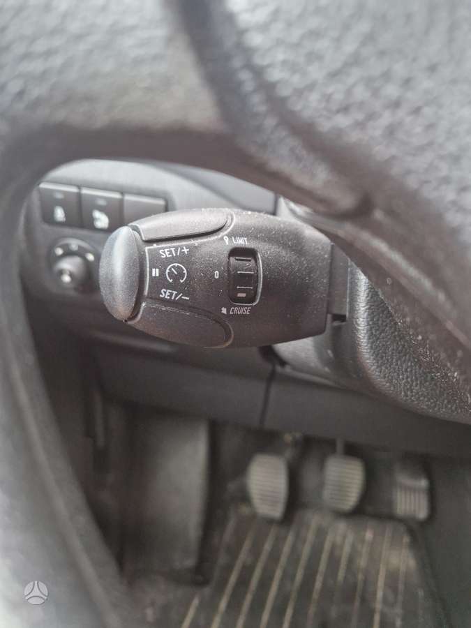 Peugeot Partner - 8