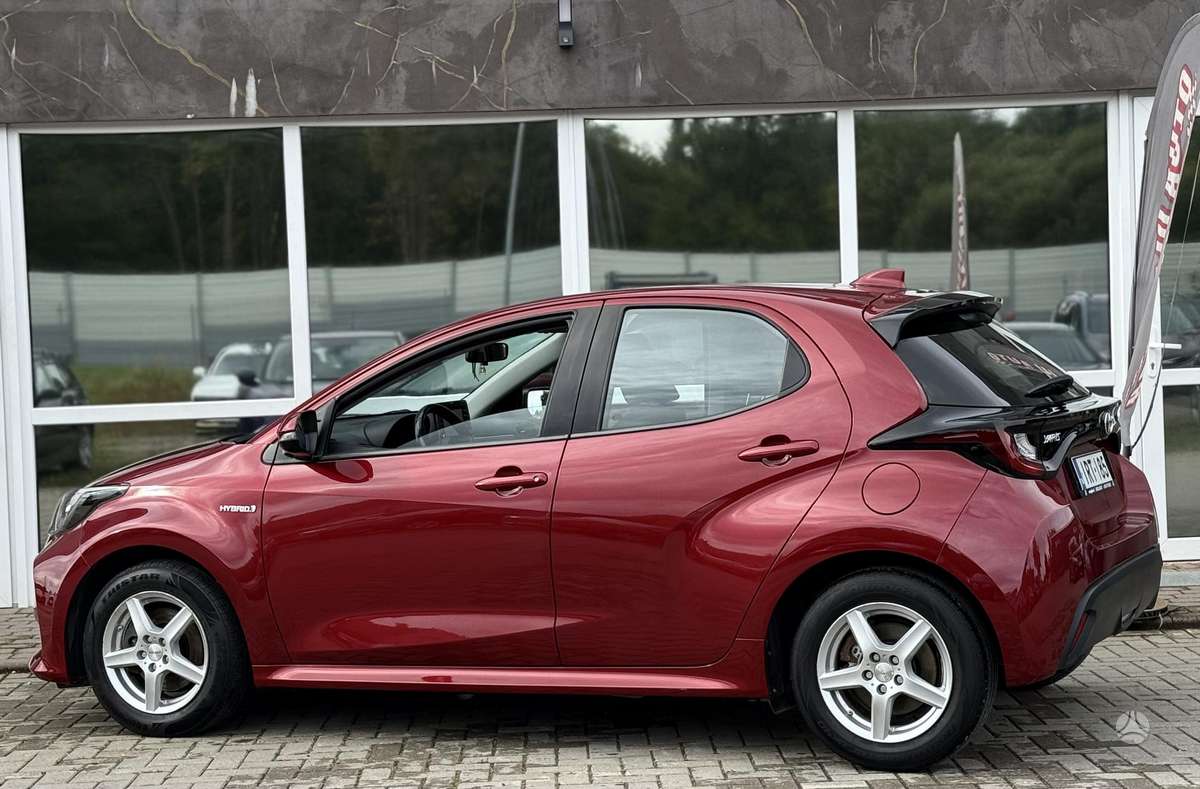 Toyota Yaris - 8