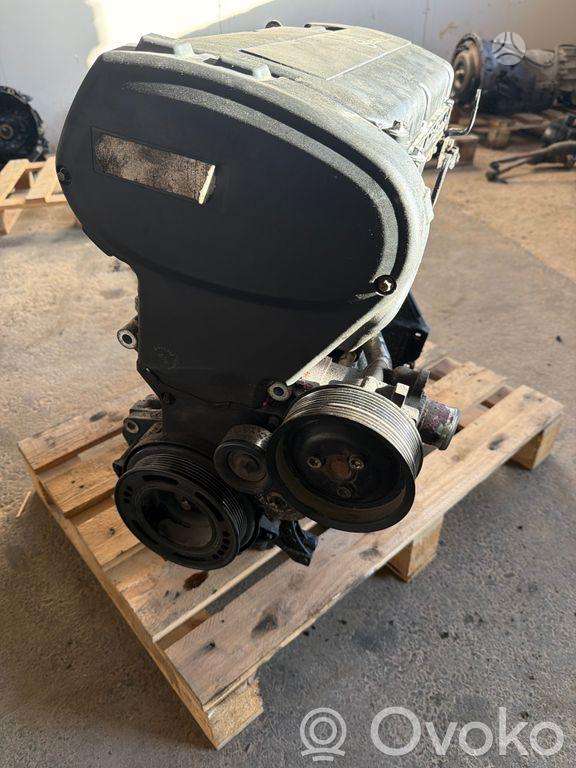 Opel Astra engine