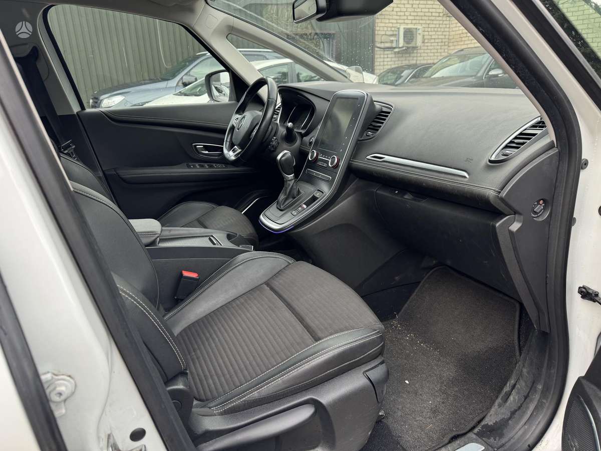 Renault Grand Scenic - 6