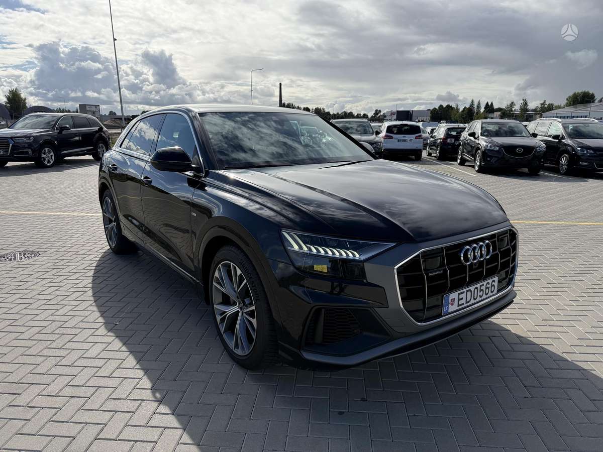 Audi Q8 - 2