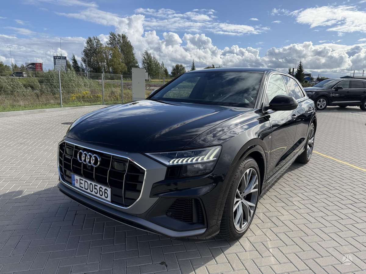 Audi Q8 - 1