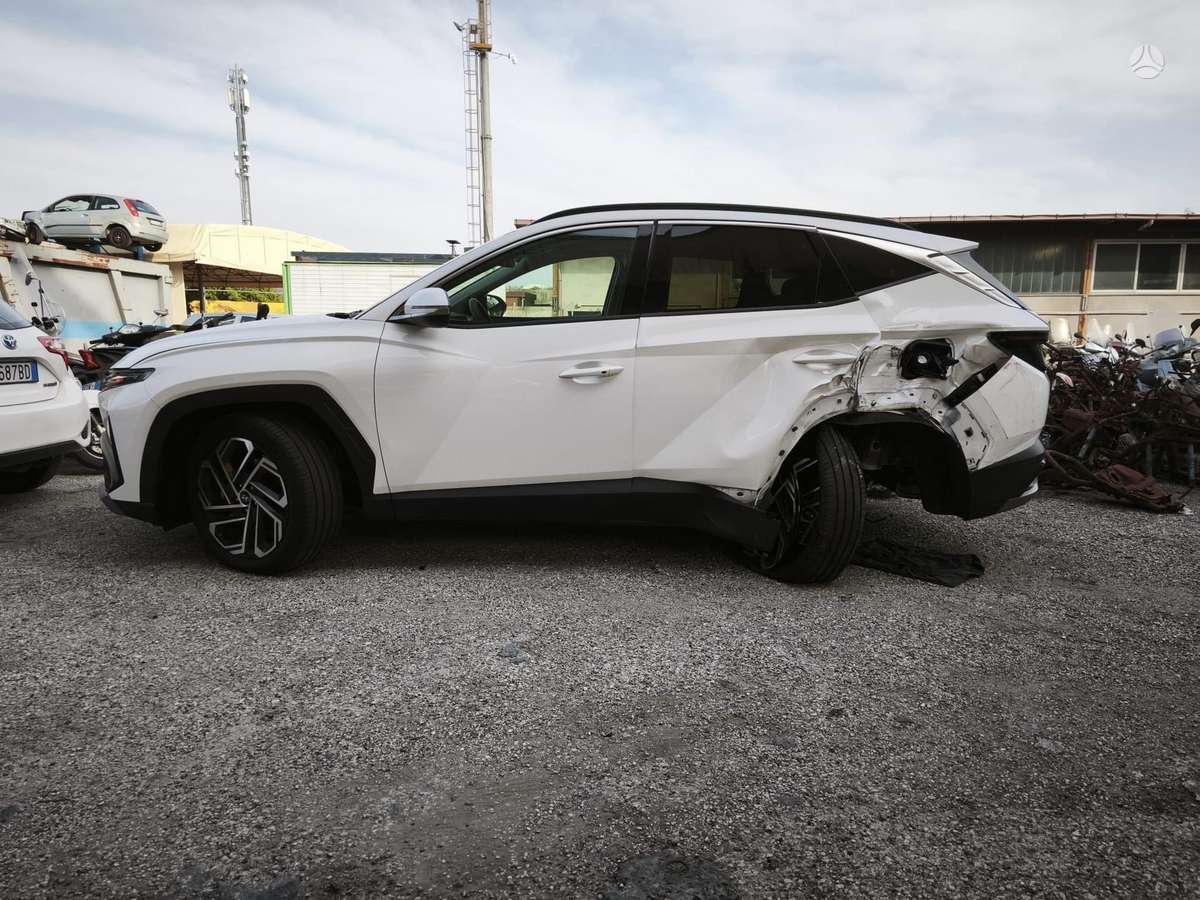 Hyundai Tucson - 7