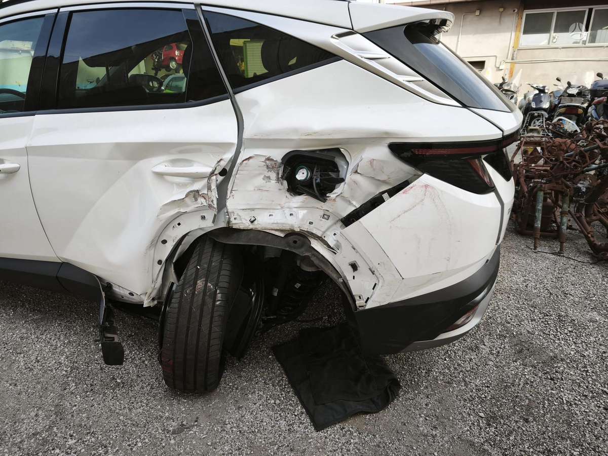 Hyundai Tucson - 8