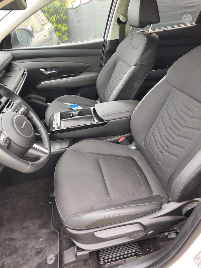 Hyundai Tucson - 12