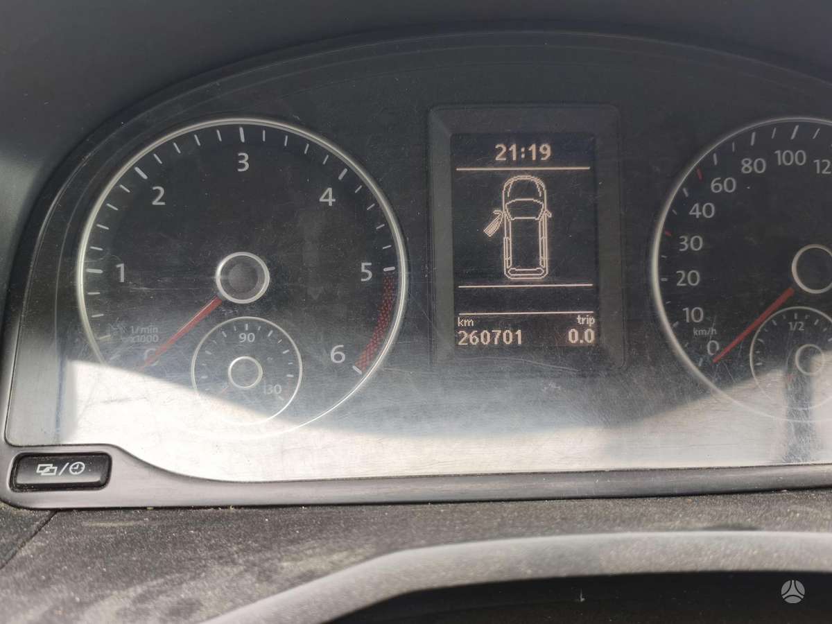 Volkswagen Caddy - 10