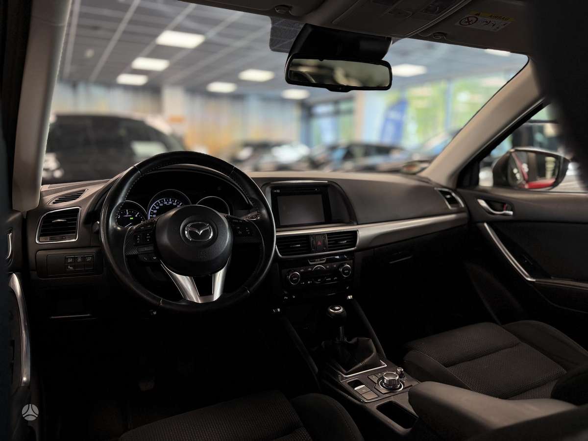 Mazda CX-5, 2.2 l., off-road / crossover