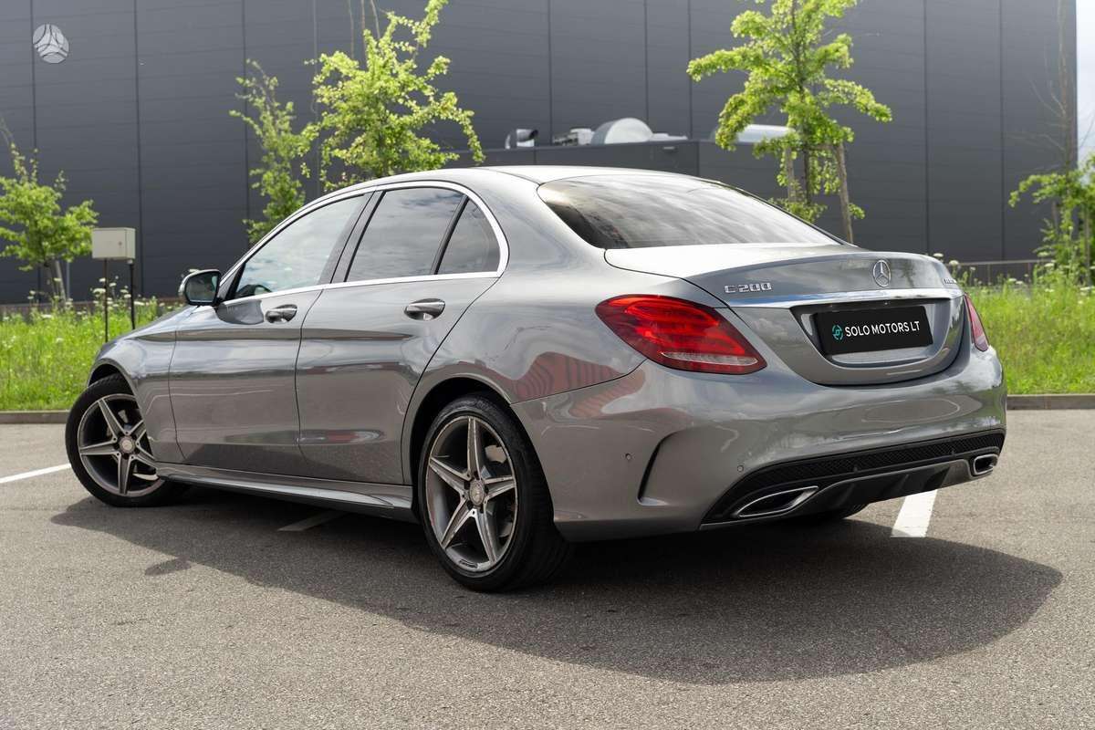 Mercedes-Benz C200 - 4