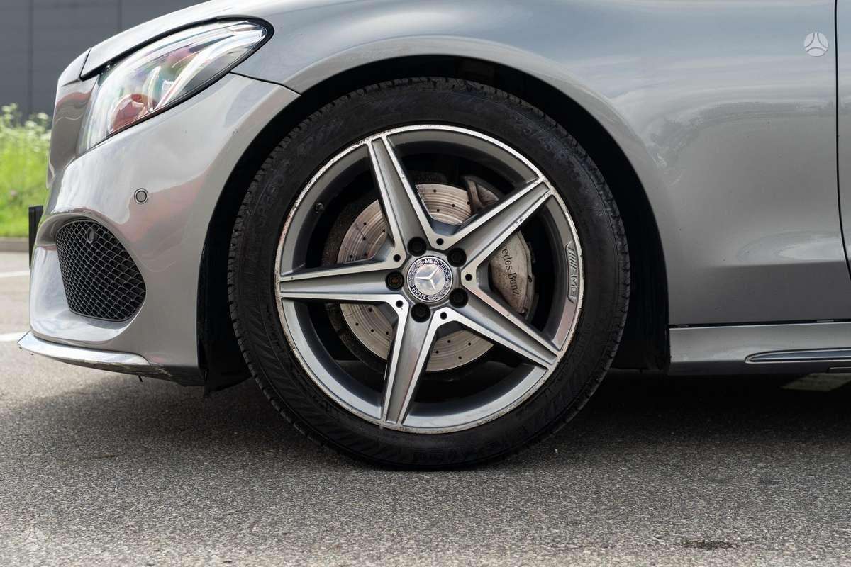 Mercedes-Benz C200 - 8