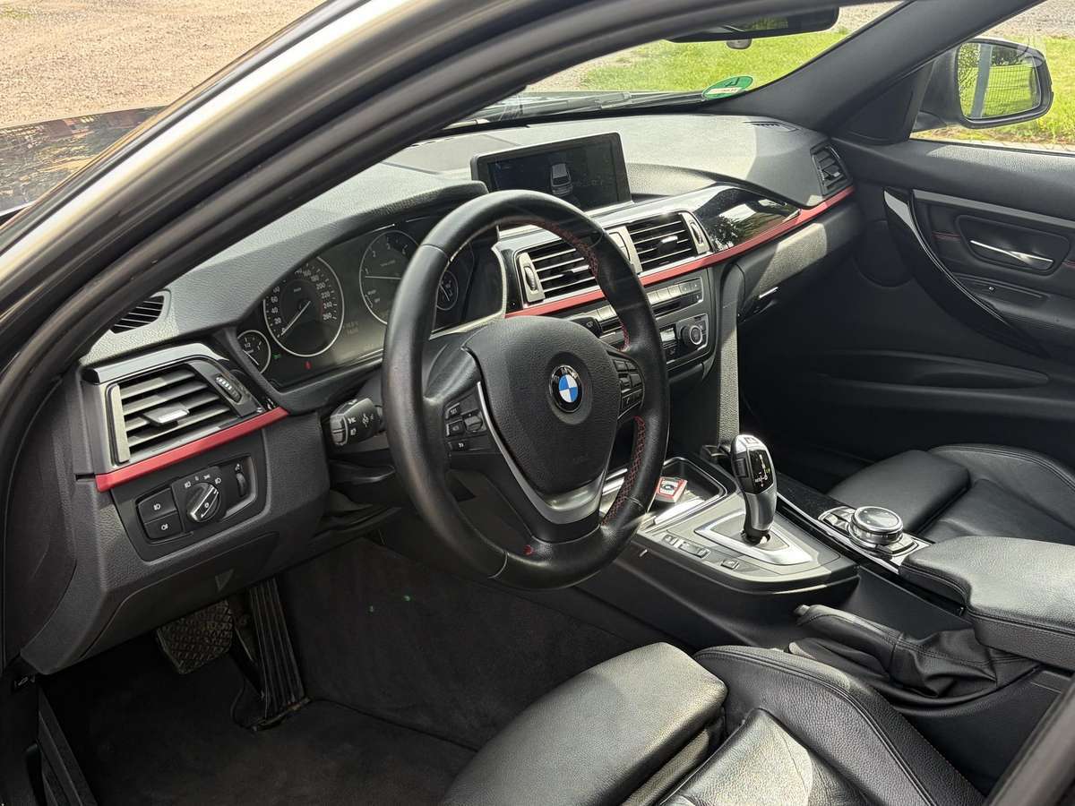BMW 320 - 11