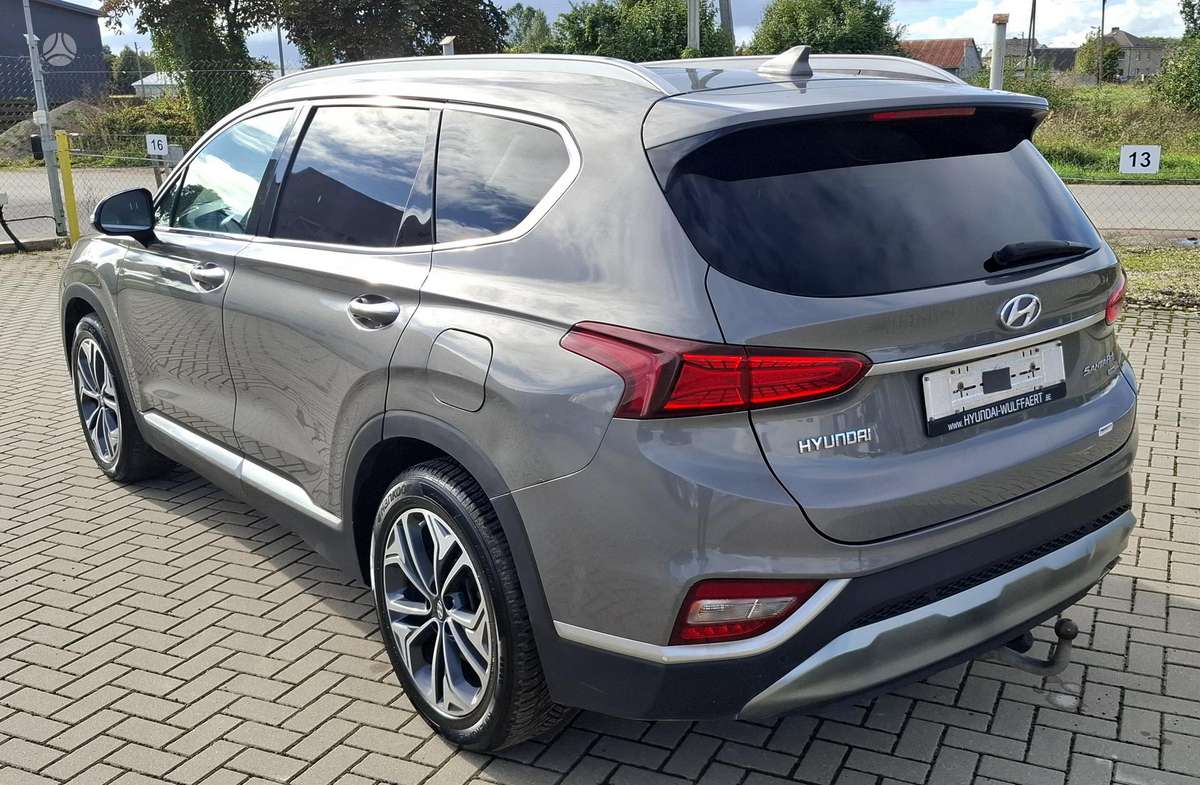 Hyundai Santa Fe - 4