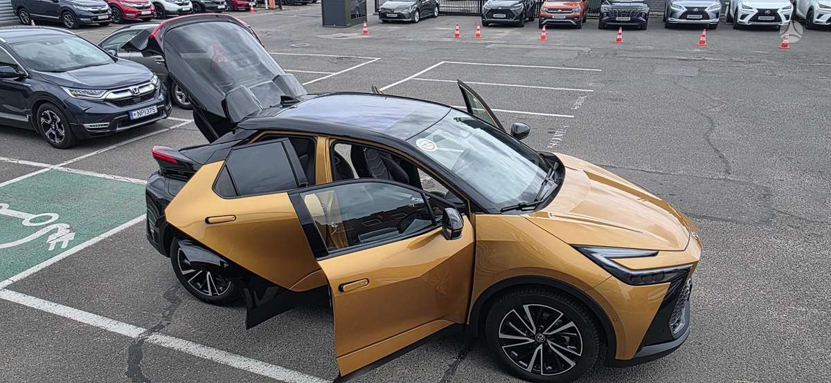 Toyota C-HR - 7
