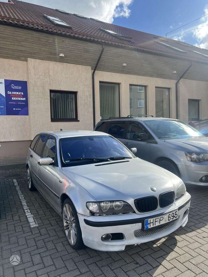 BMW 320 - 1
