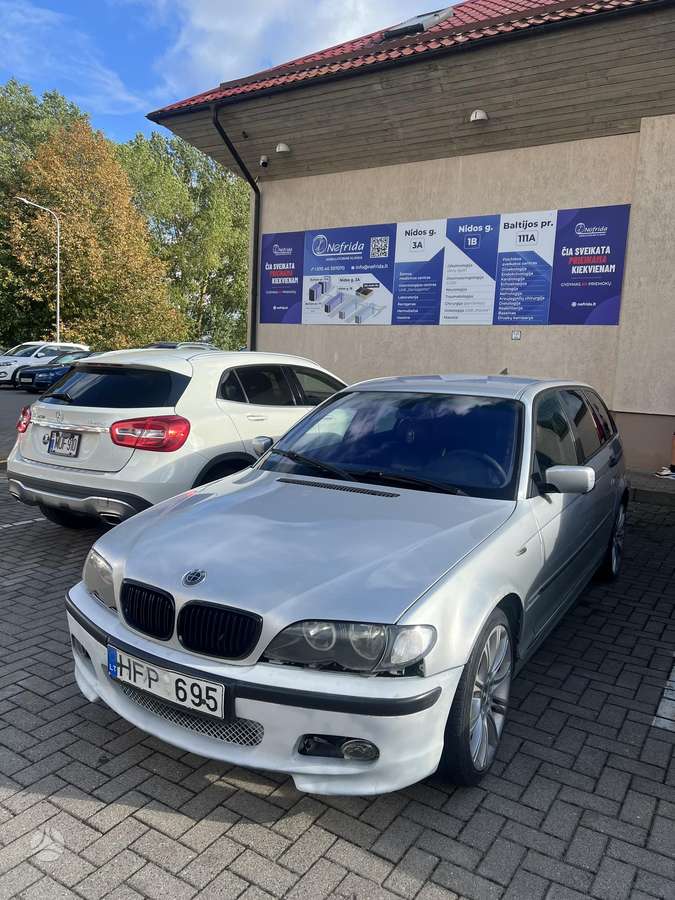 BMW 320 - 2