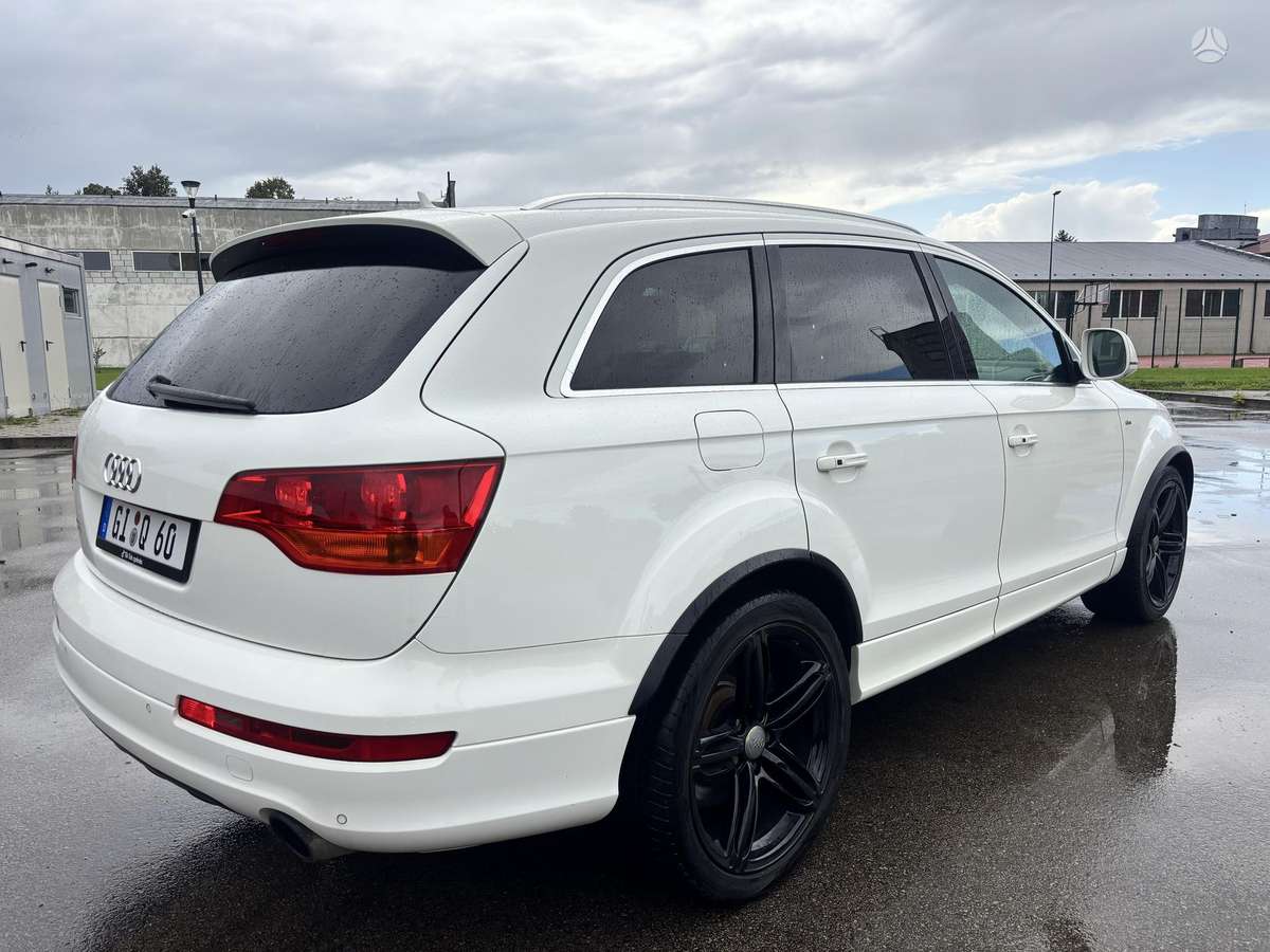 Audi Q7 - 6