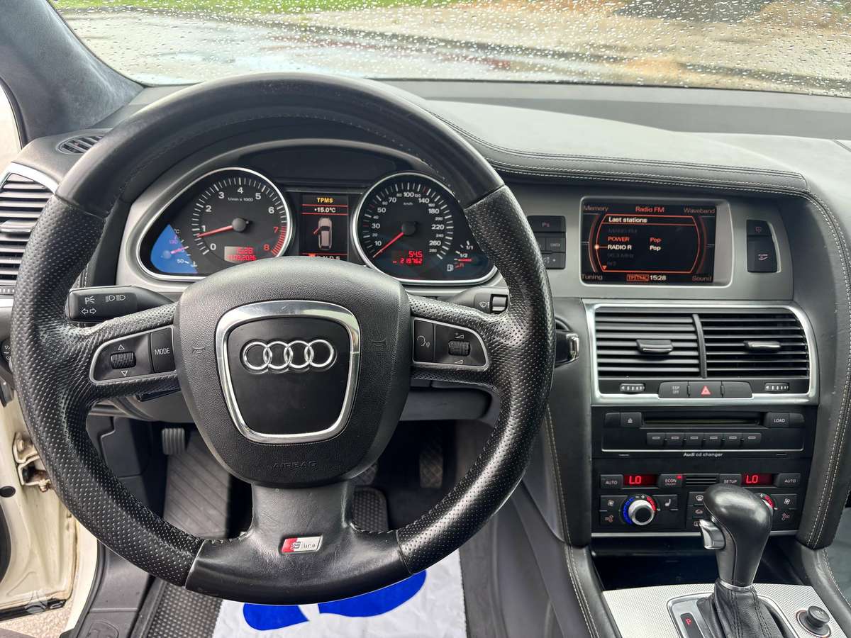 Audi Q7 - 12