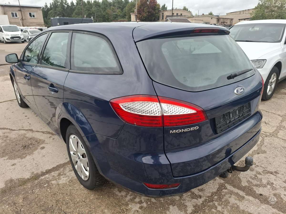 Ford Mondeo - 8