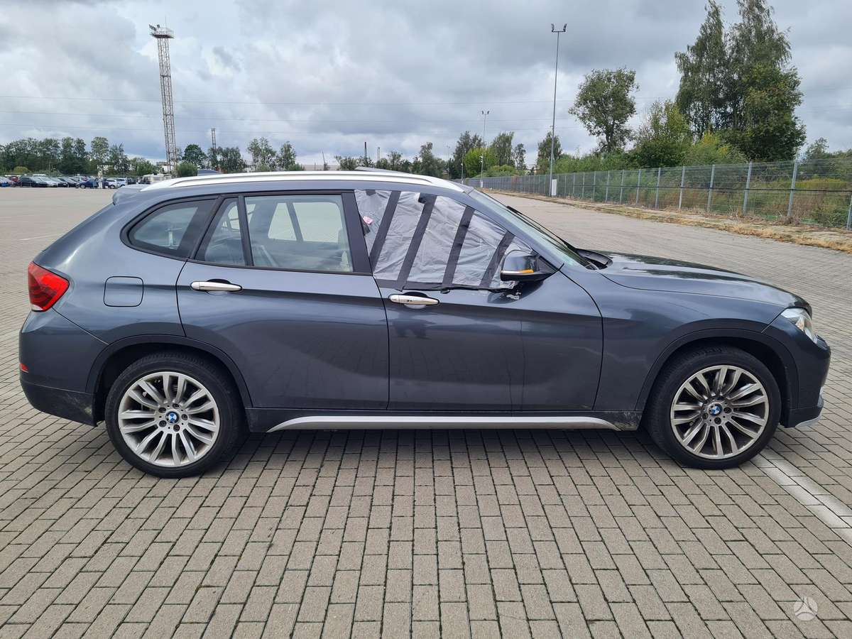 BMW X1 - 4