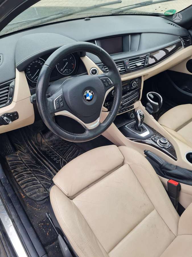 BMW X1 - 9