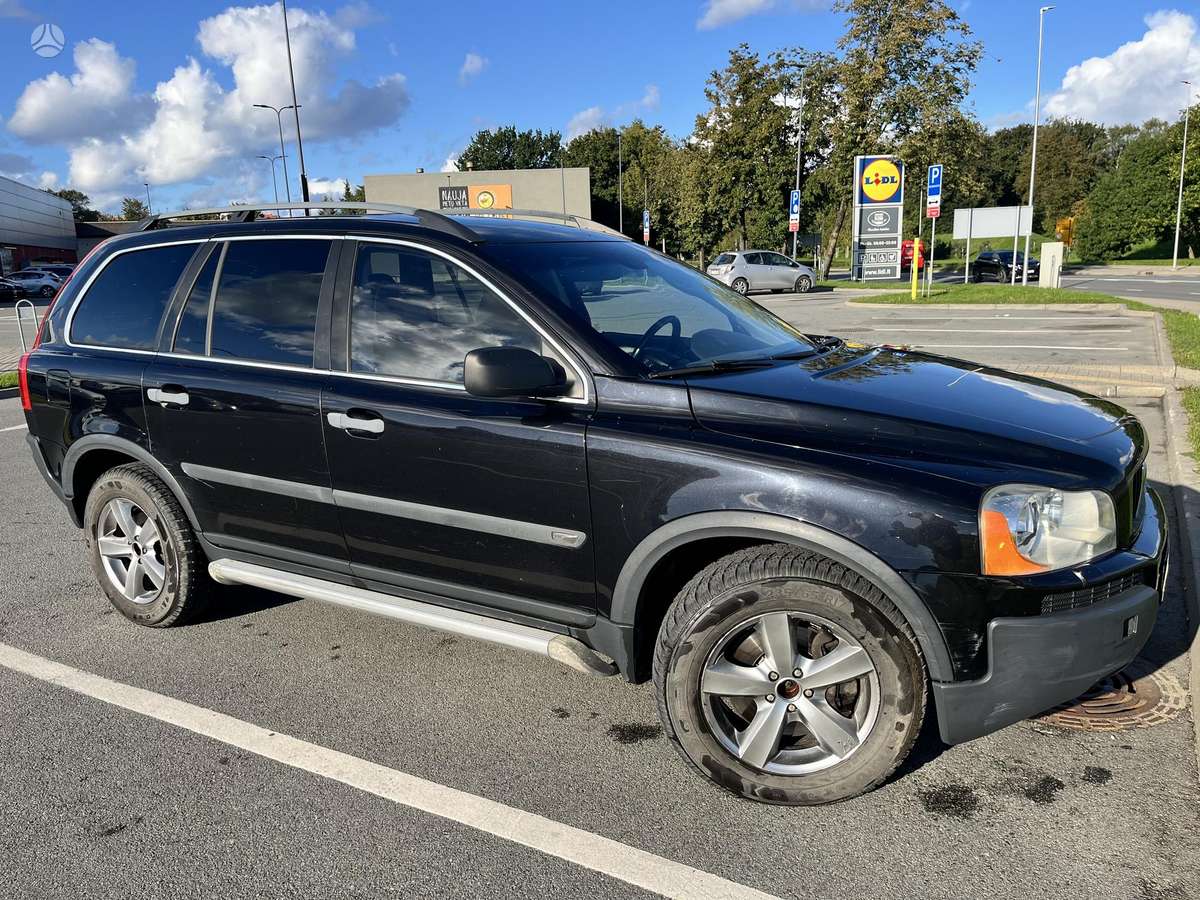 Volvo XC90 - 9
