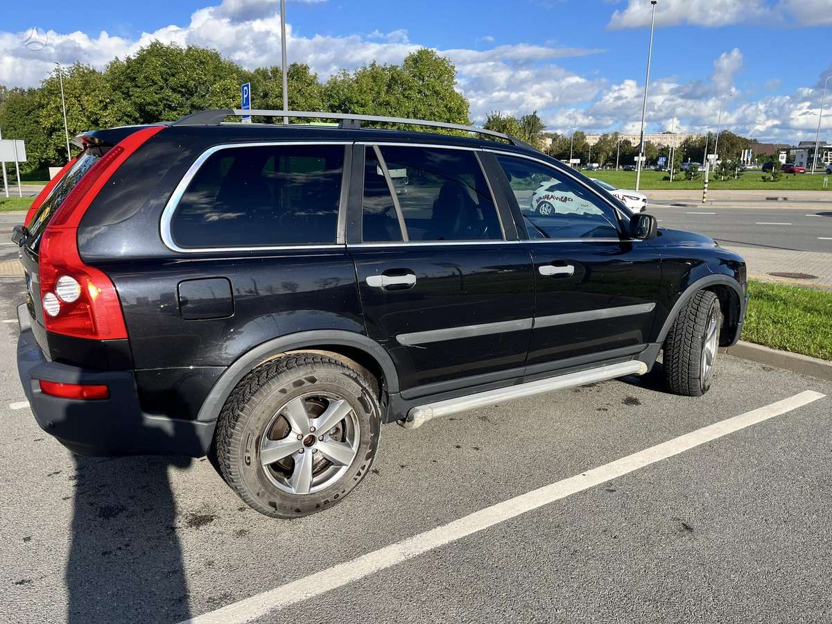 Volvo XC90 - 10