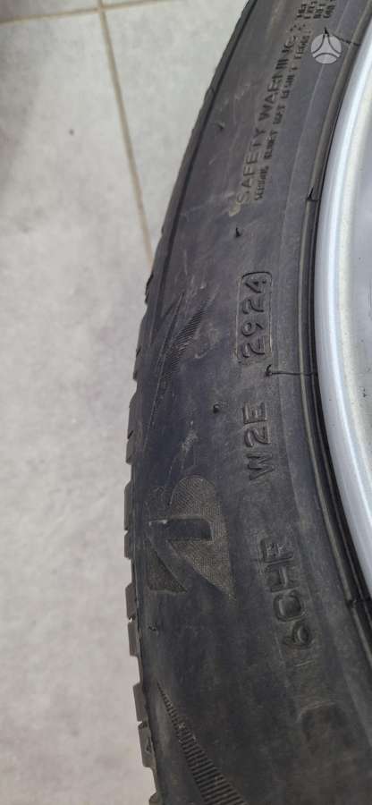 Bridgestone Blizzak, winter 205/55 R17