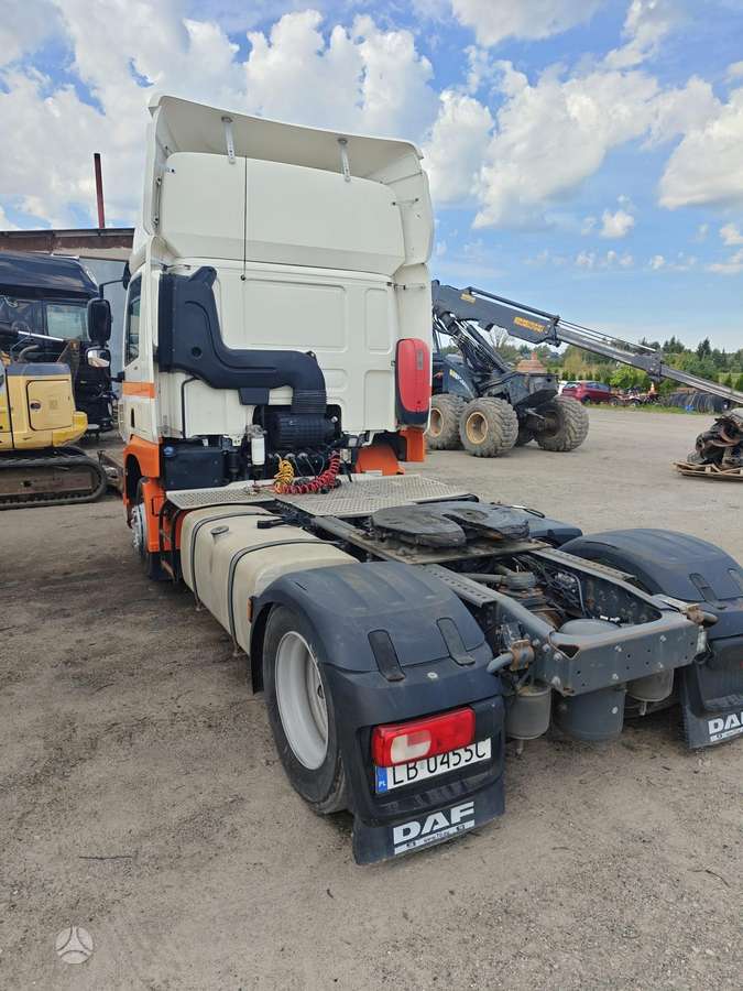 DAF CF400, single sleeper