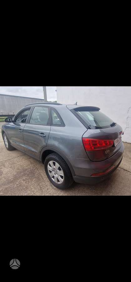 Audi Q3, 2.0 l., off-road / crossover