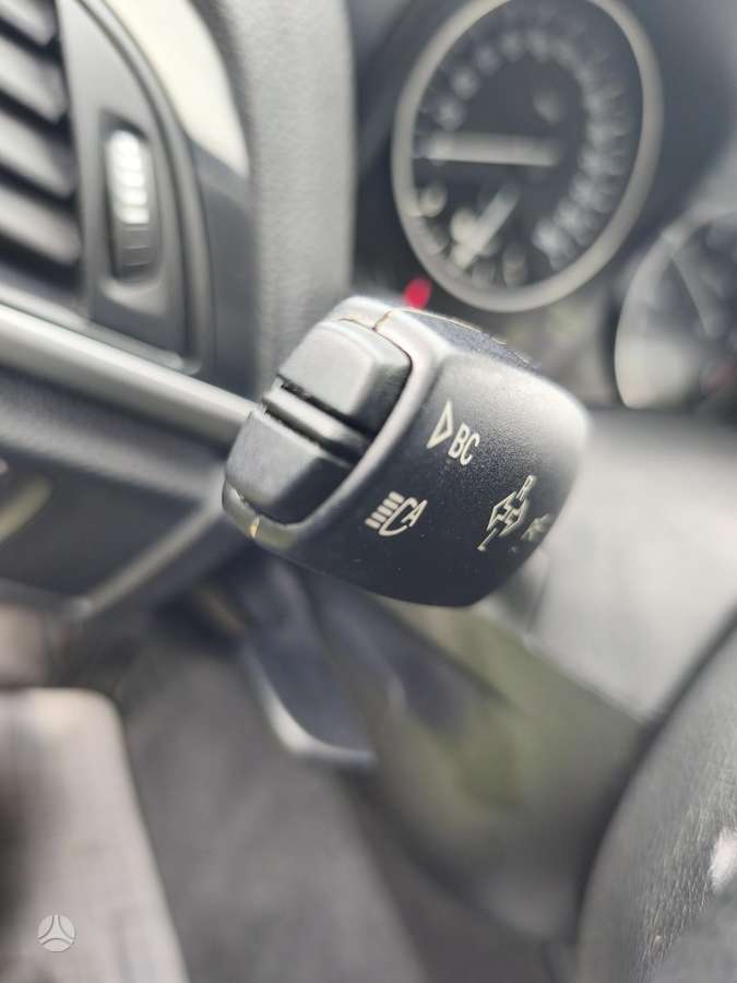 BMW 120 - 10