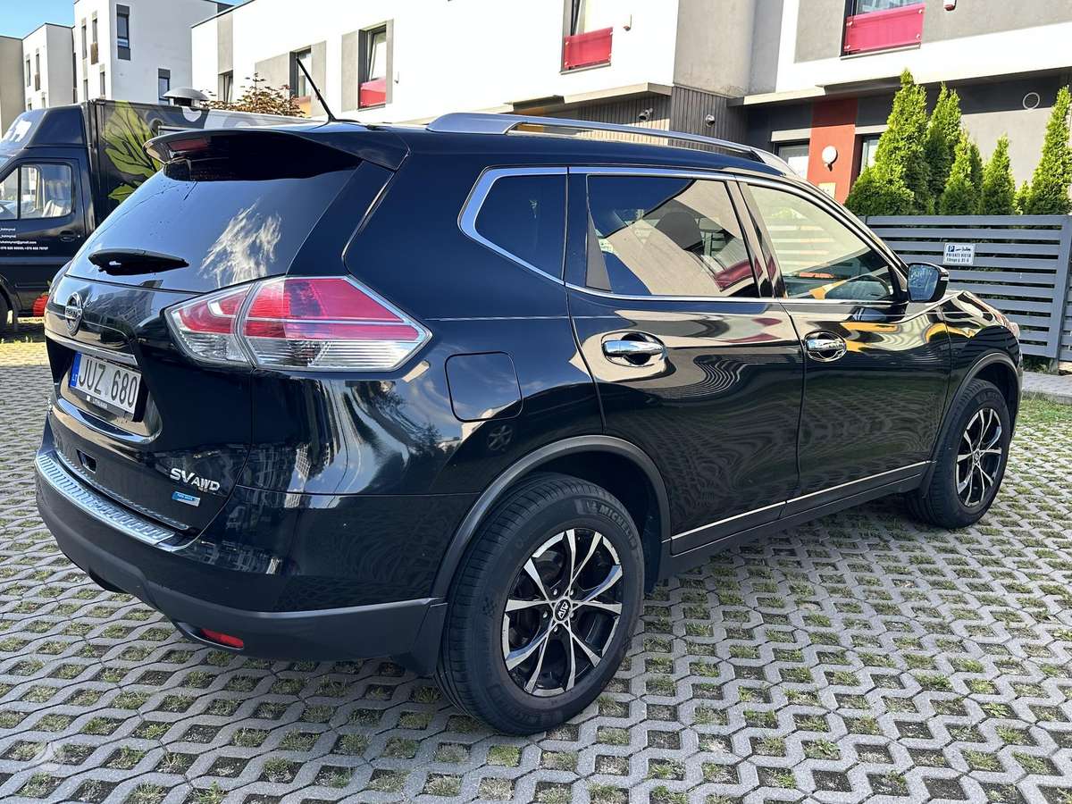 Nissan X-Trail - 4