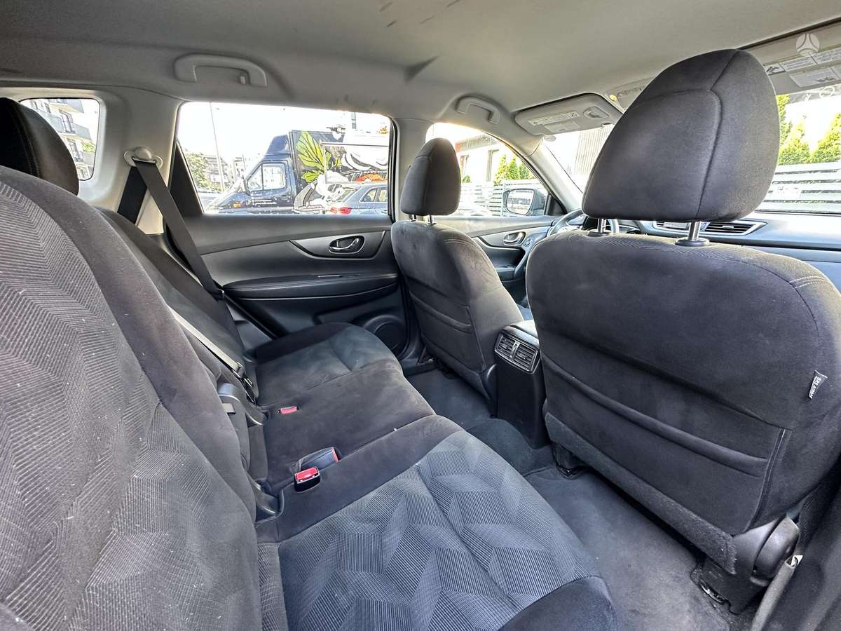 Nissan X-Trail - 8