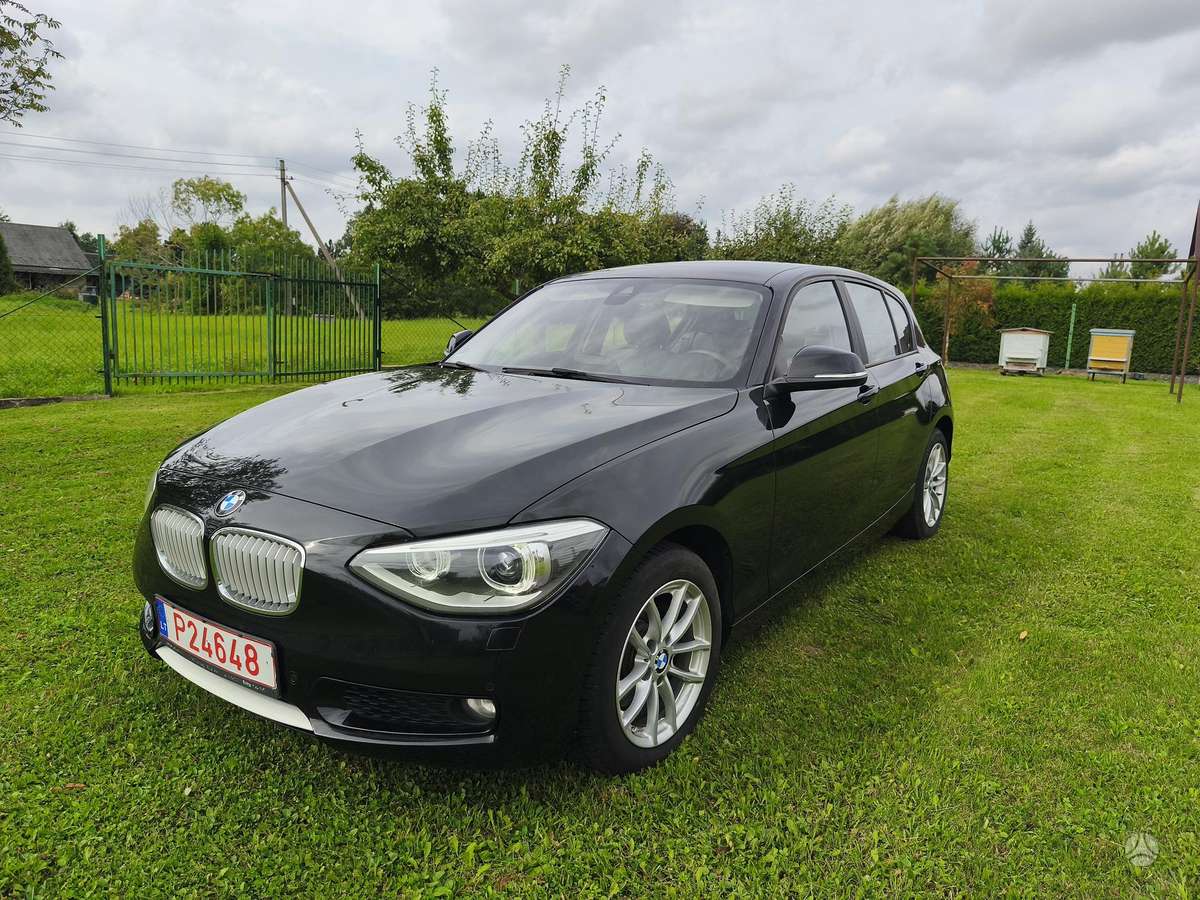 BMW 120 - 1