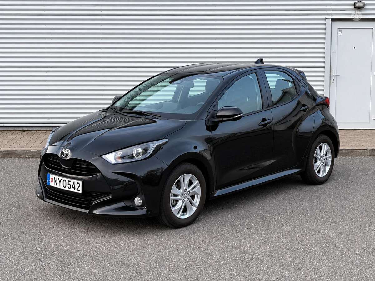 Toyota Yaris - 1