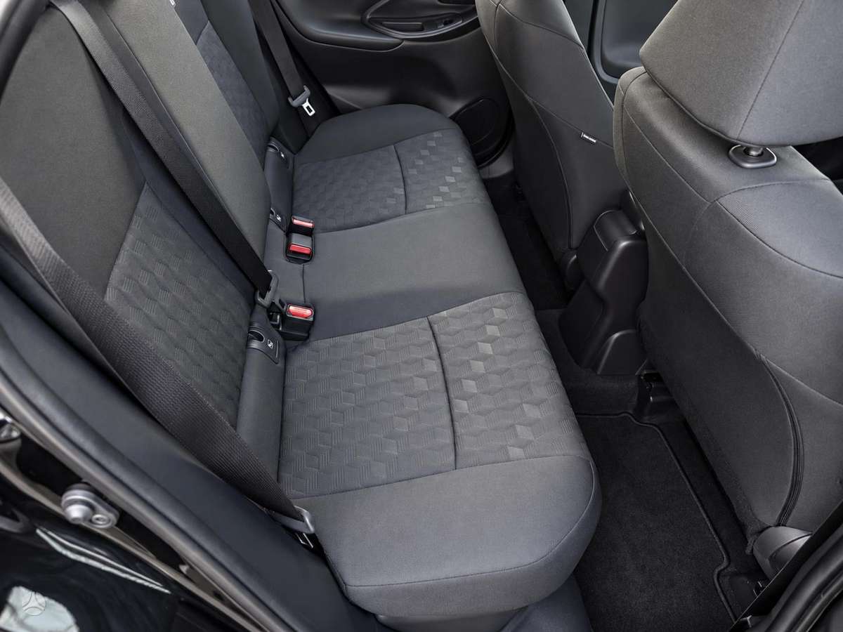 Toyota Yaris - 9