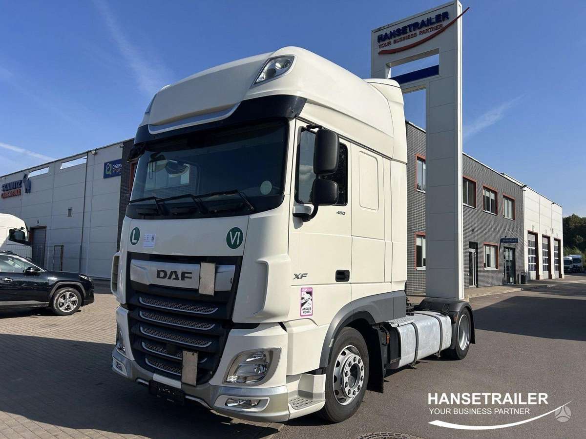 DAF XF 106.480 Mega Low Deck, double sleeper