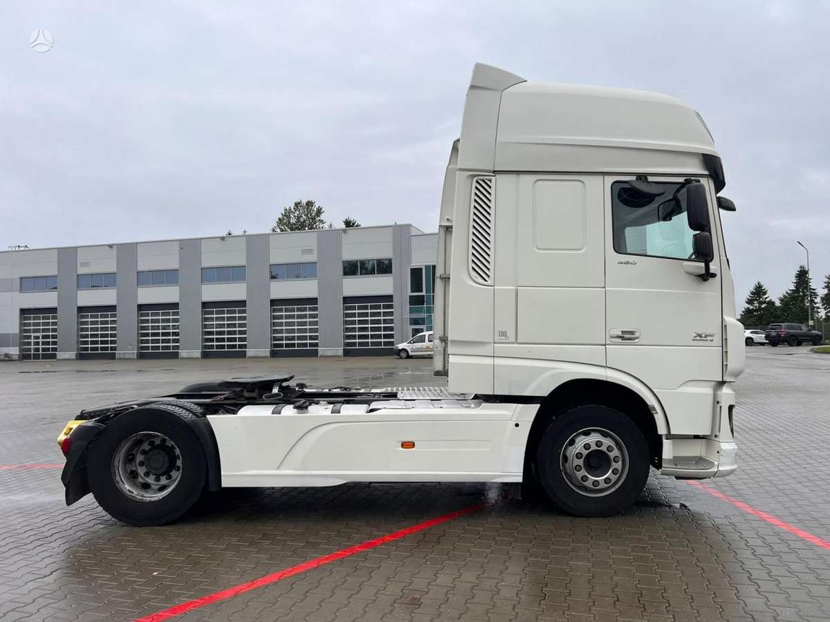 DAF XF 106.460, double sleeper