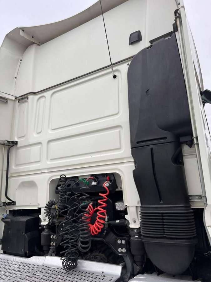 DAF XF 106.460, double sleeper
