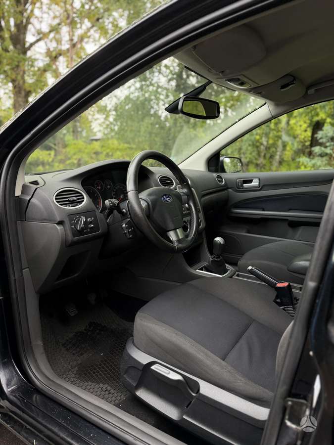 Ford Focus - 5
