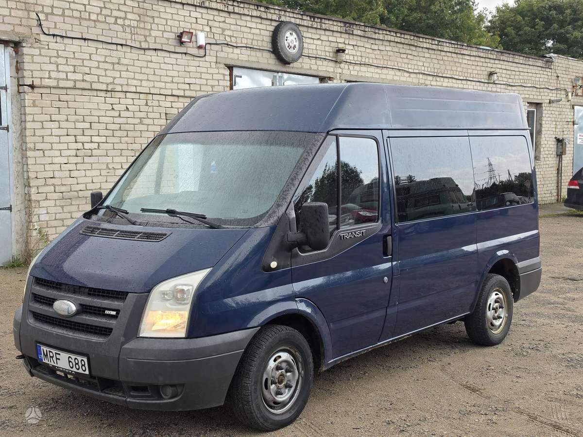 Ford Transit - 1