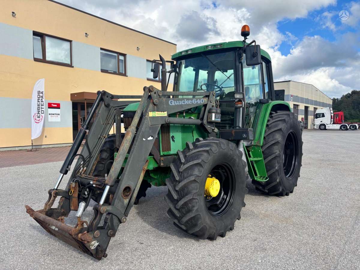 John Deere 6210, tractors
