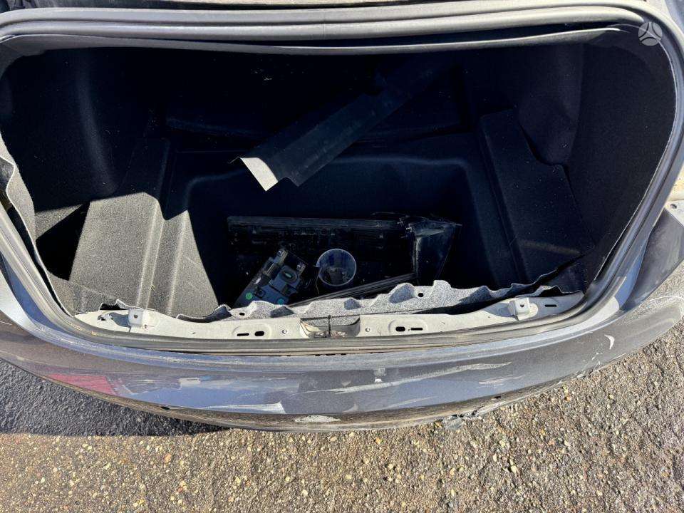 Tesla Model 3, 62 кВт·ч, Хэтчбек