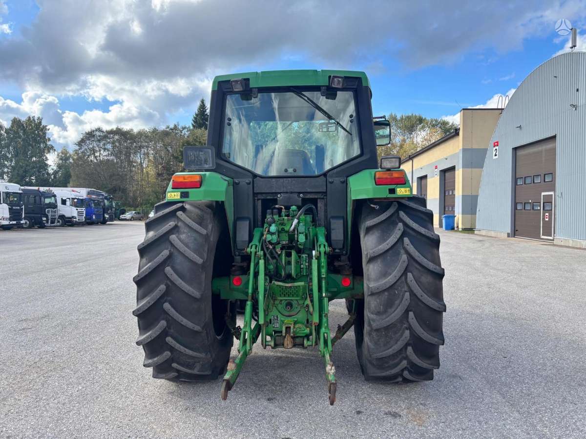 John Deere 6210, tractors