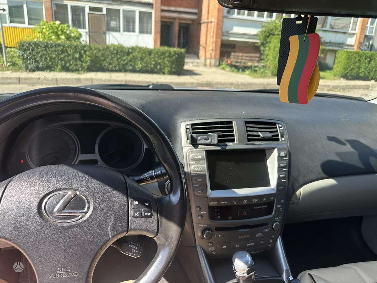 Lexus IS 220 - 6