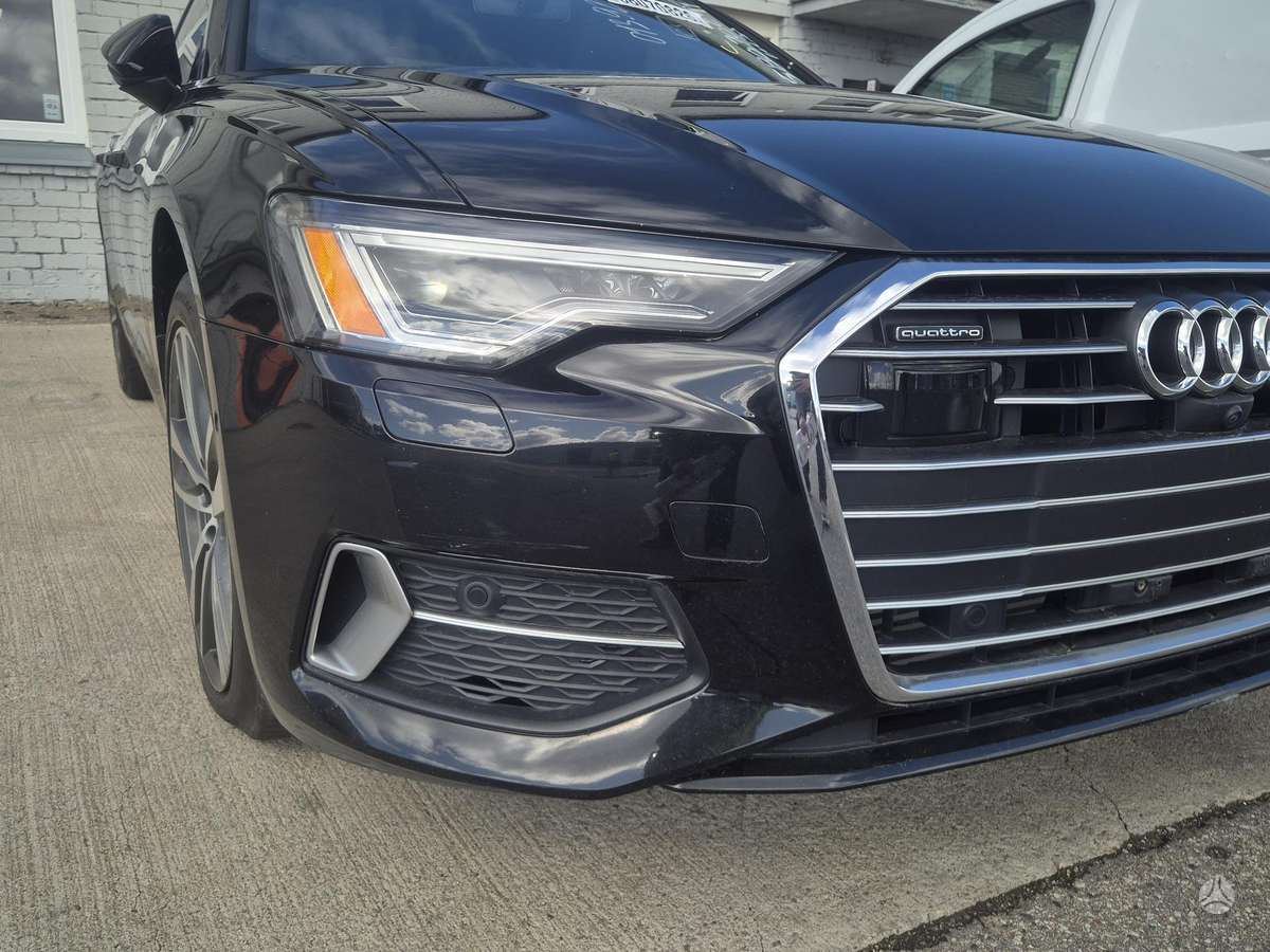 Audi A6, 2.0 l., Седан