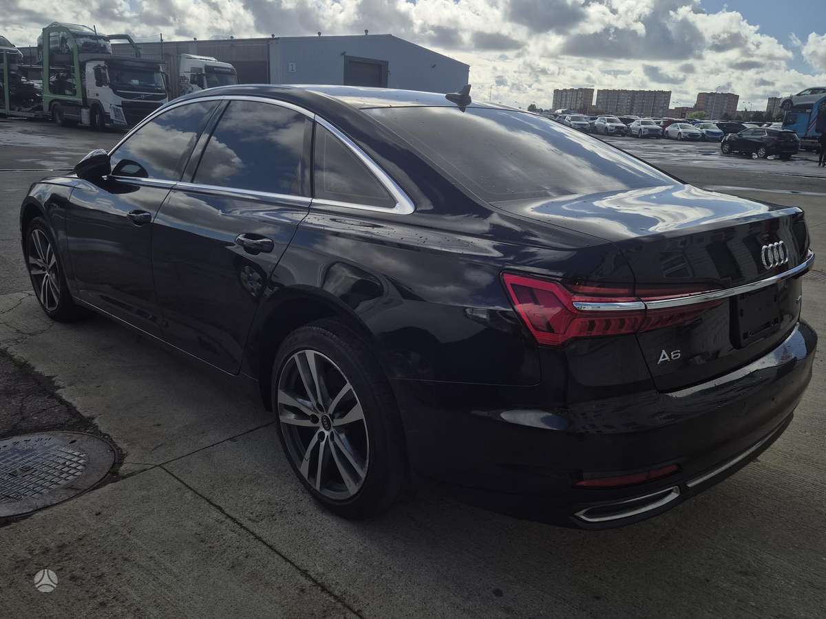 Audi A6, 2.0 l., Седан