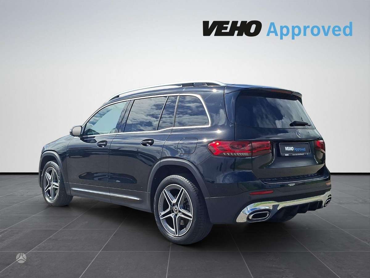 Mercedes-Benz GLB200 - 3