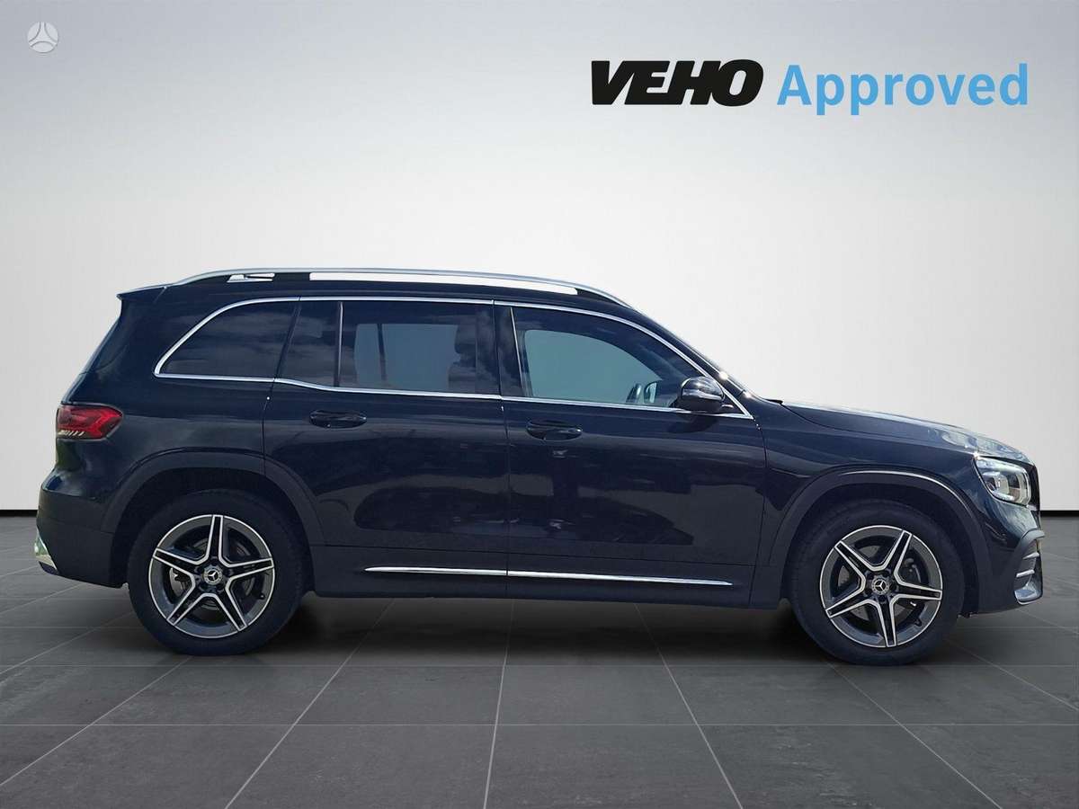Mercedes-Benz GLB200 - 6
