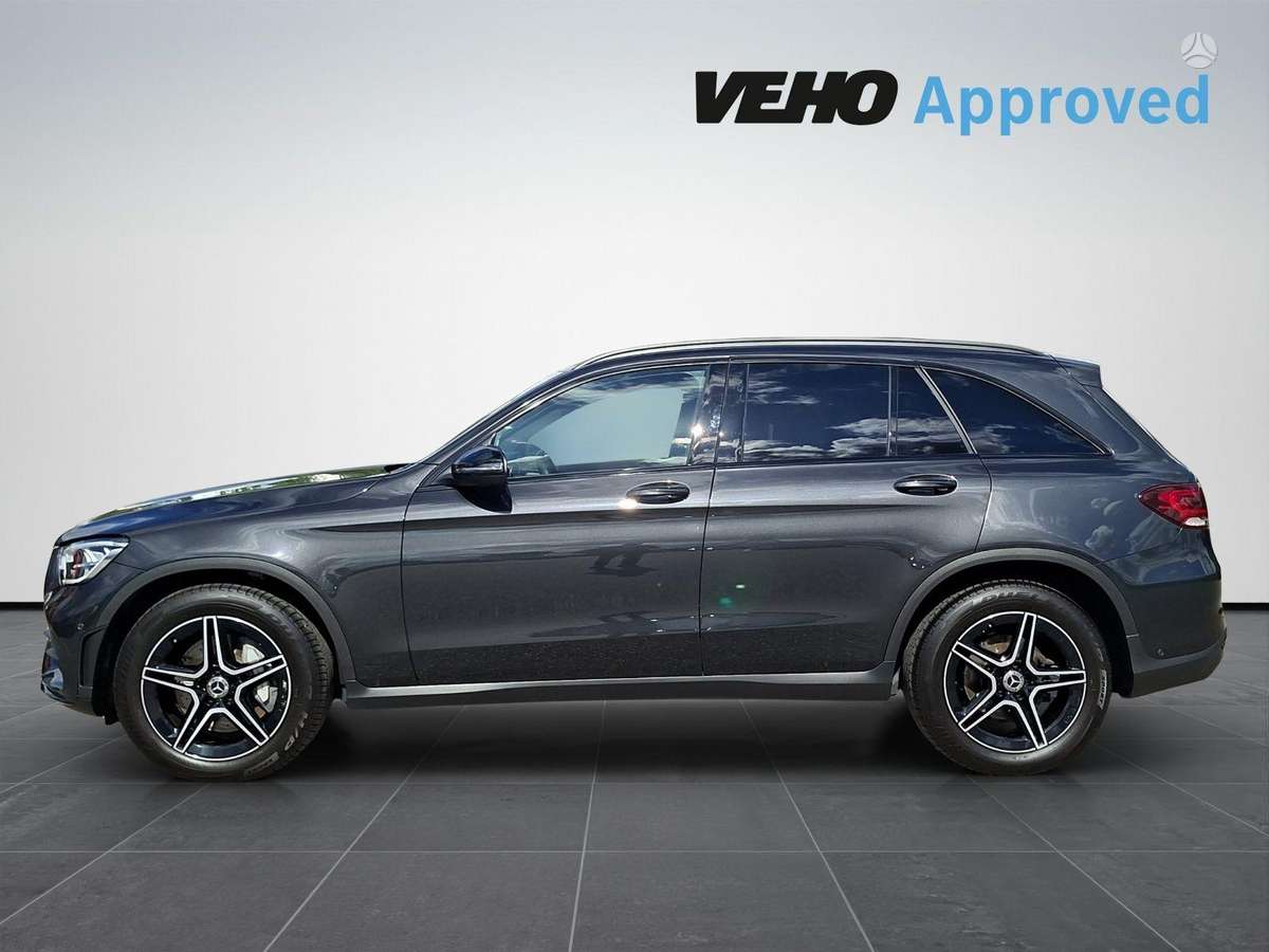 Mercedes-Benz GLC200 - 2
